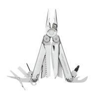 De Leatherman Wave + heeft 17 functies en wordt geleverd met een mooi foedraal